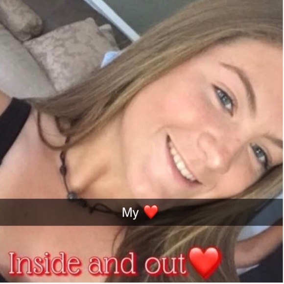 FULL PLEASE LIKE NEW LISTING - Picture 5 of 10